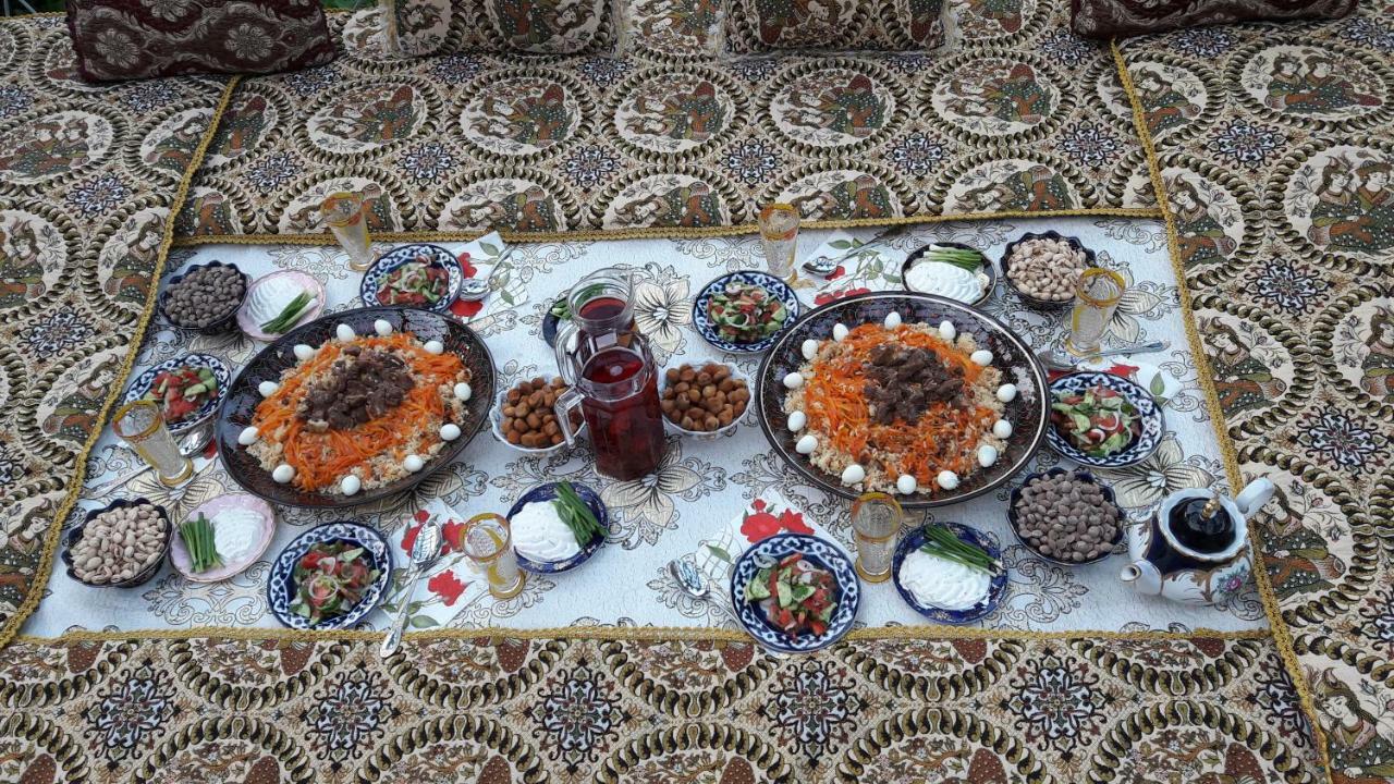 Nurobod Guesthouse Bukhara Exterior foto